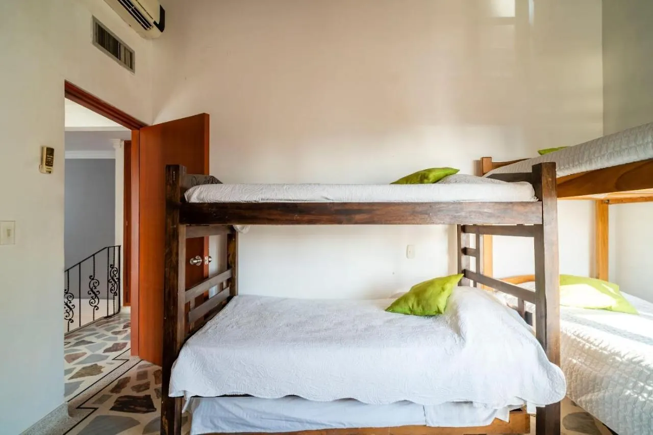 Hotel Cabanas Villa Roca, Rodadero Santa Marta  Colombia